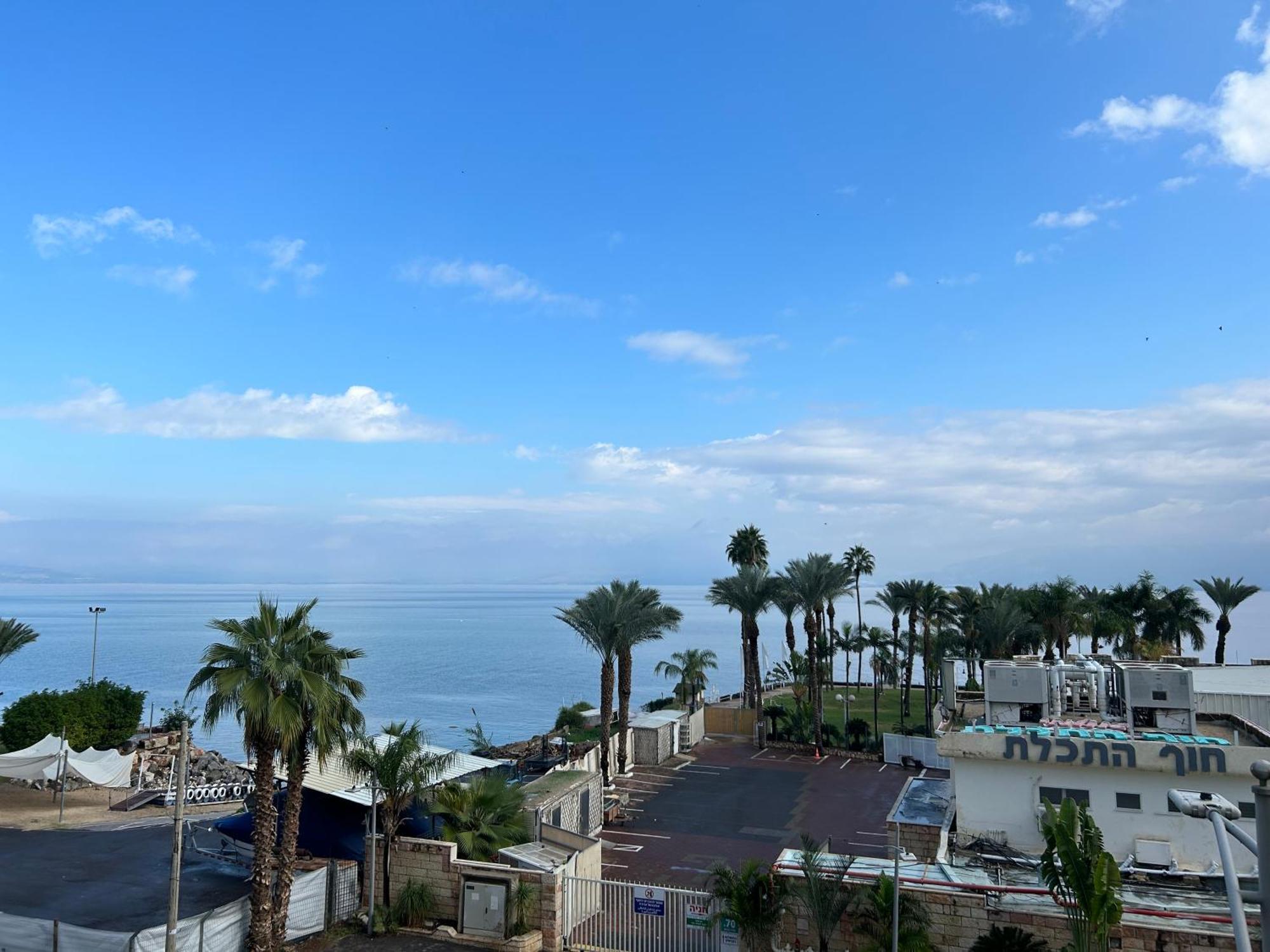 תכלת על הכינרת Light Blue On The Kinneret Lake Tiberíades Exterior foto